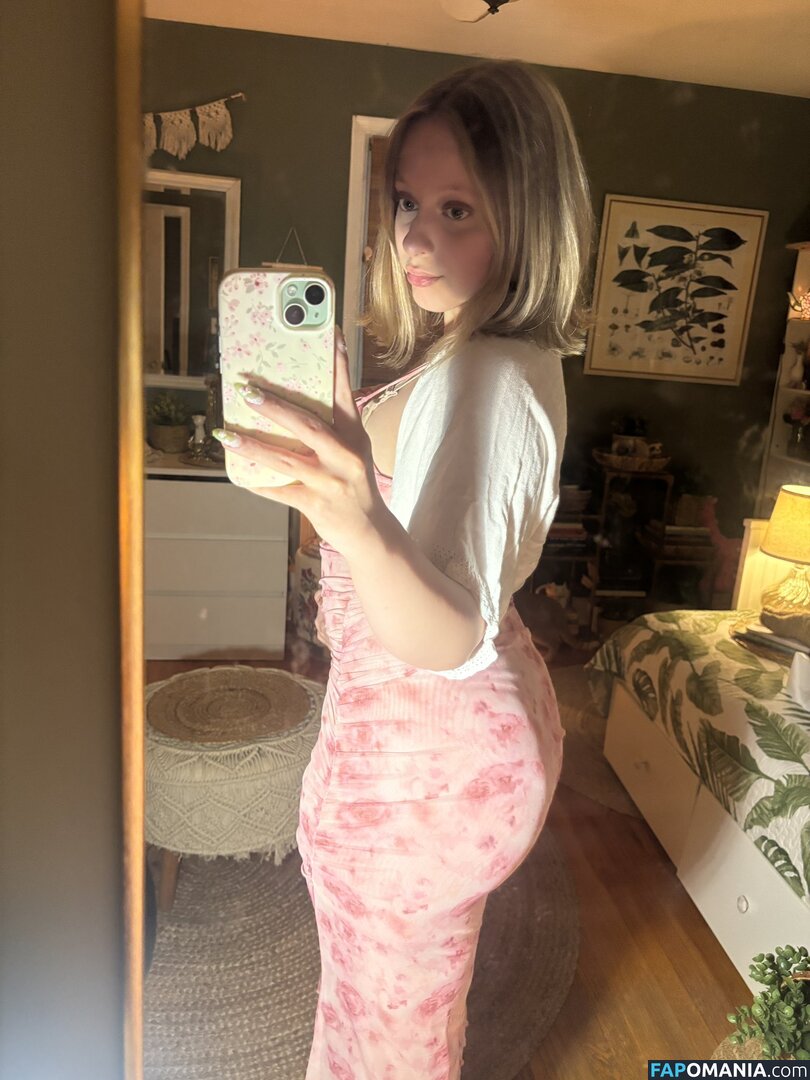 https: / juls.meow Nudo OnlyFans  Foto trapelata #1