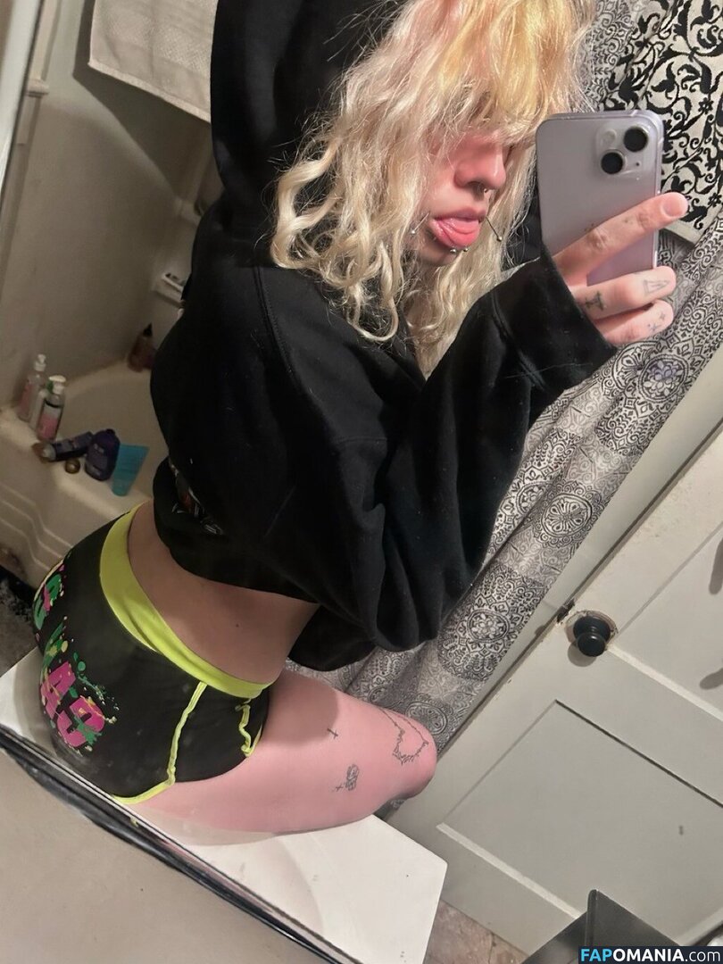 Junkrotica / fetidfetish / u415353059 / vomitjuggler Nudo OnlyFans  Foto trapelata #1