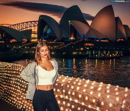 Justine Reine Marie / justinereineee / justinereinemarie Nudo OnlyFans  Foto trapelata #45