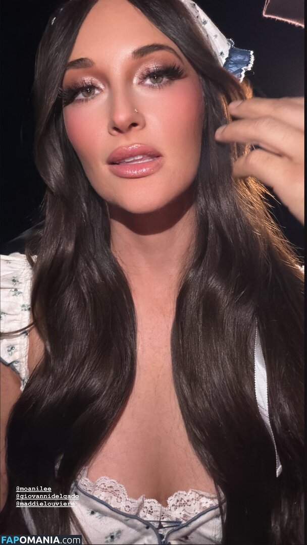 Kacey Musgraves / spaceykacey Nudo OnlyFans  Foto trapelata #4