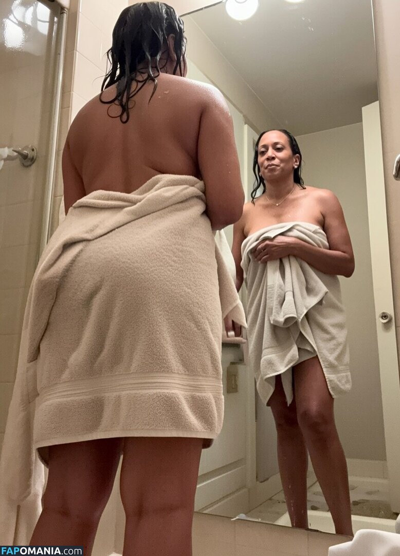 Kamala Harris / https: / kamalaharris Nudo OnlyFans  Foto trapelata #4