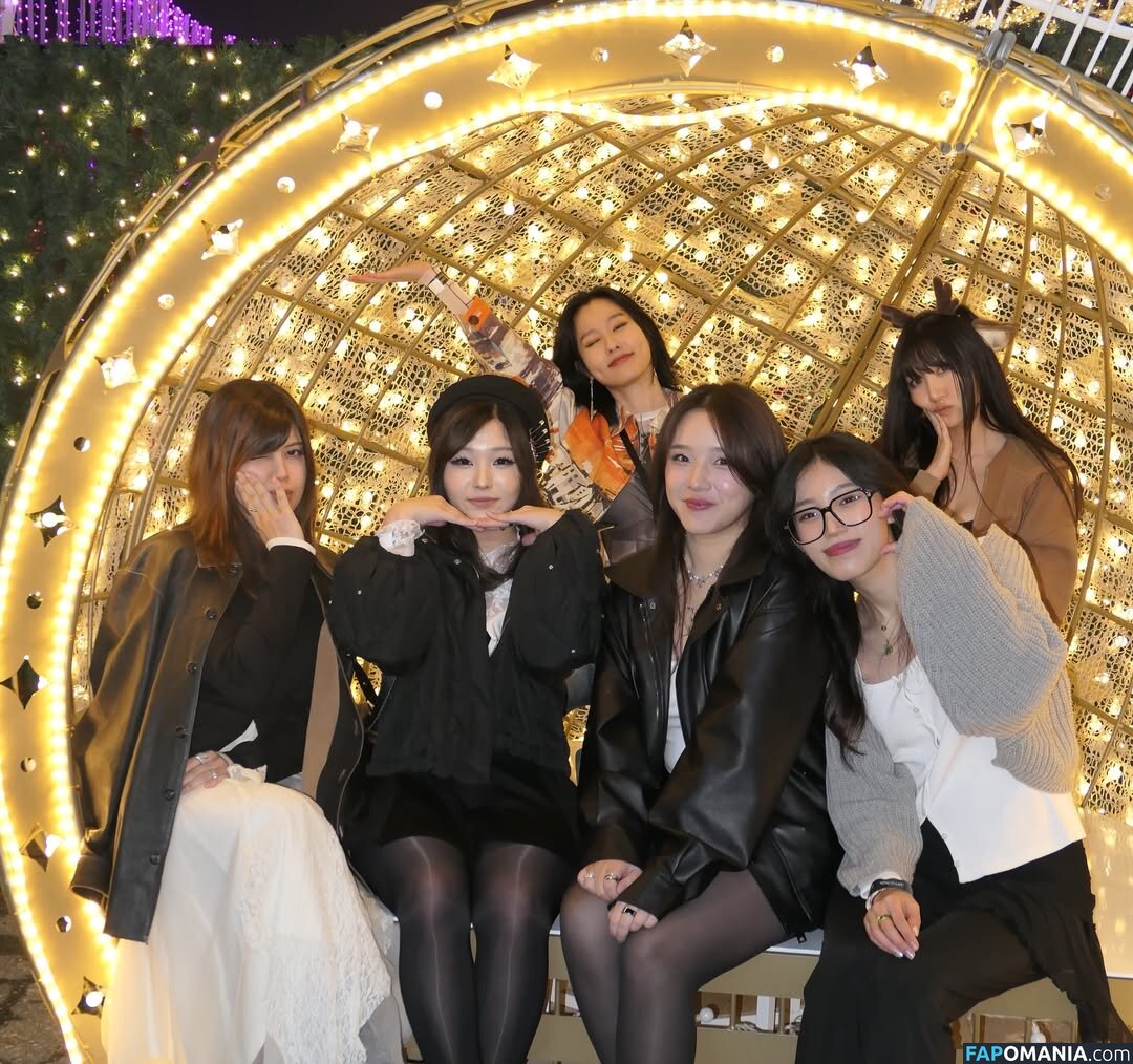 Aikuros / Hyoon / Kang Hee Yoon / floaromaa Nudo OnlyFans  Foto trapelata #385