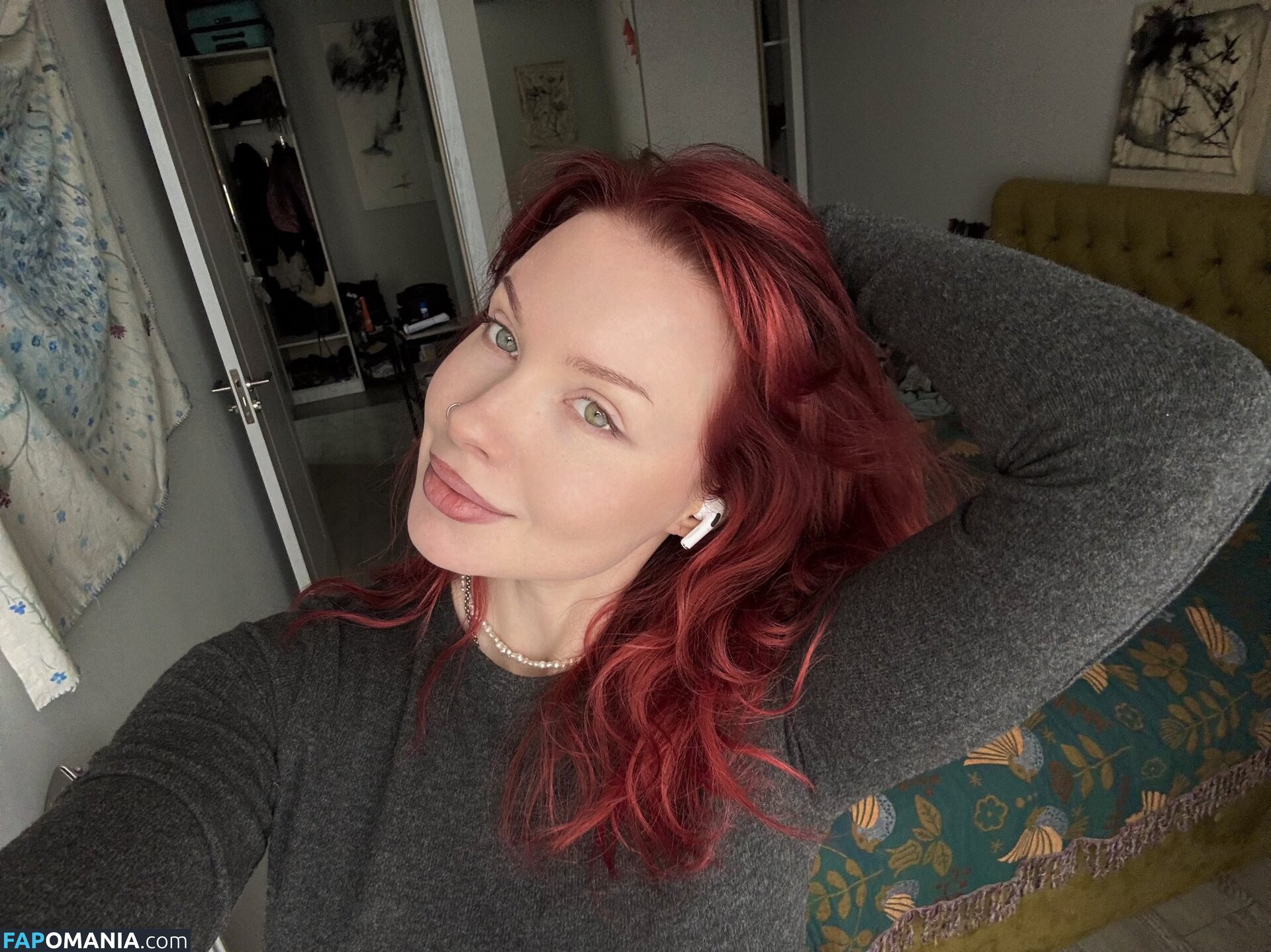 Karina Kherman / NebelaiaK / kher.man Nudo OnlyFans  Foto trapelata #2