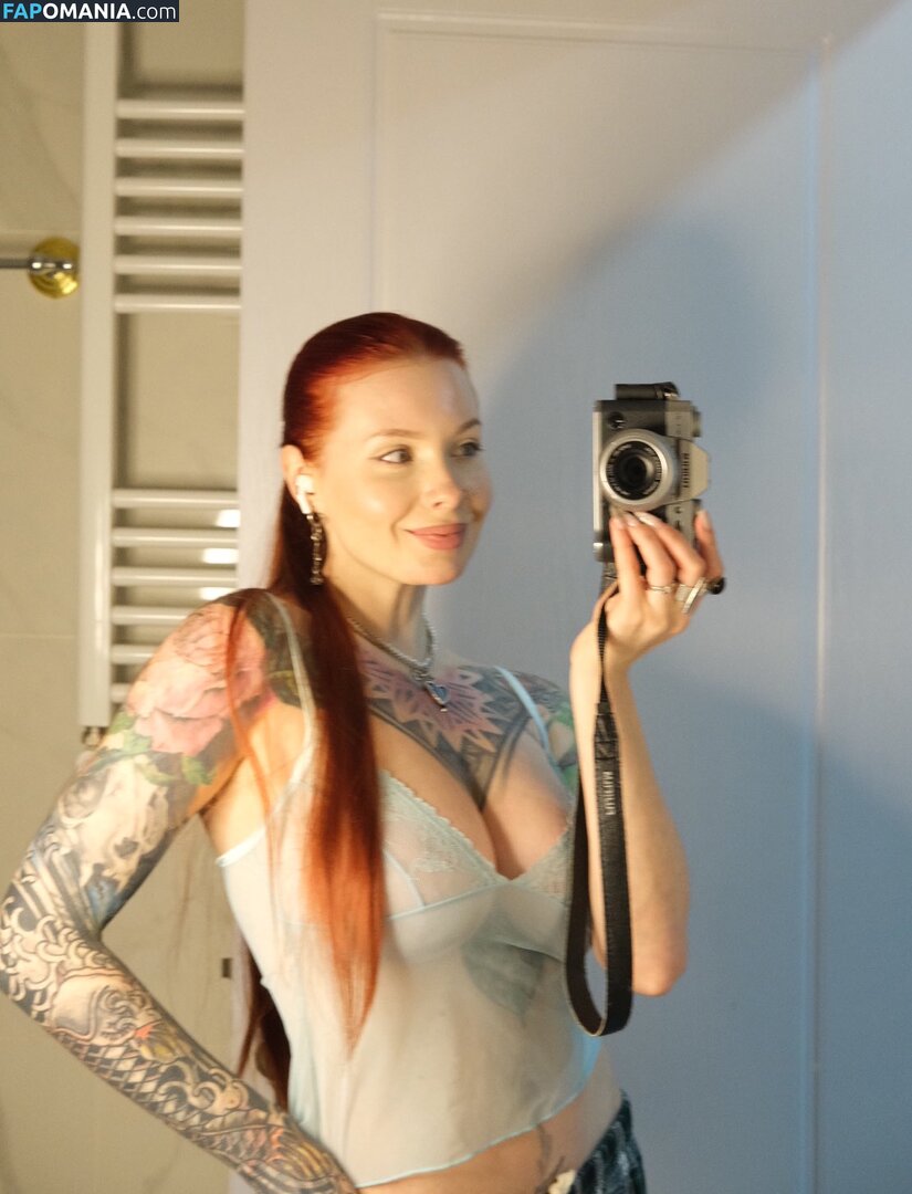 Karina Kherman / NebelaiaK / kher.man Nudo OnlyFans  Foto trapelata #11