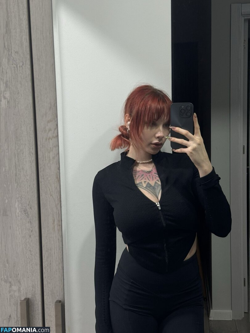 Karina Kherman / NebelaiaK / kher.man Nudo OnlyFans  Foto trapelata #17