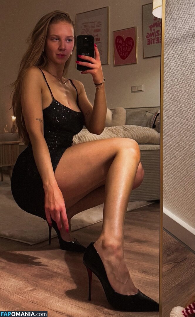 Katha Aomodels / aopremium / kathaaa_ecker Nudo OnlyFans  Foto trapelata #1