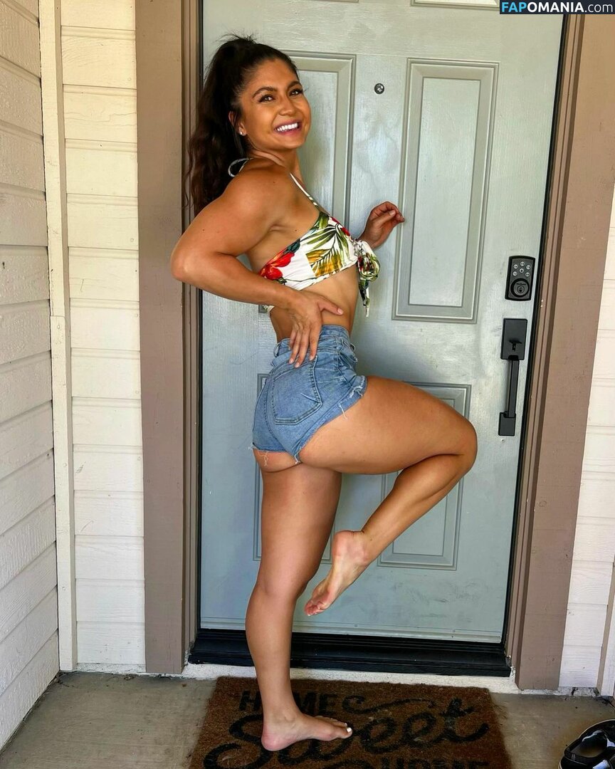 Katie Jones / Kayteejones_ / cutebustykatie / kjgoddess Nudo OnlyFans  Foto trapelata #7
