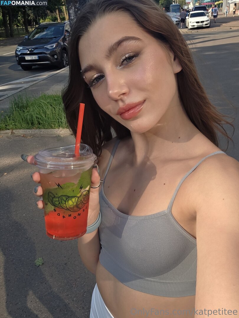 katiepetitte / katpetitee Nudo OnlyFans  Foto trapelata #1