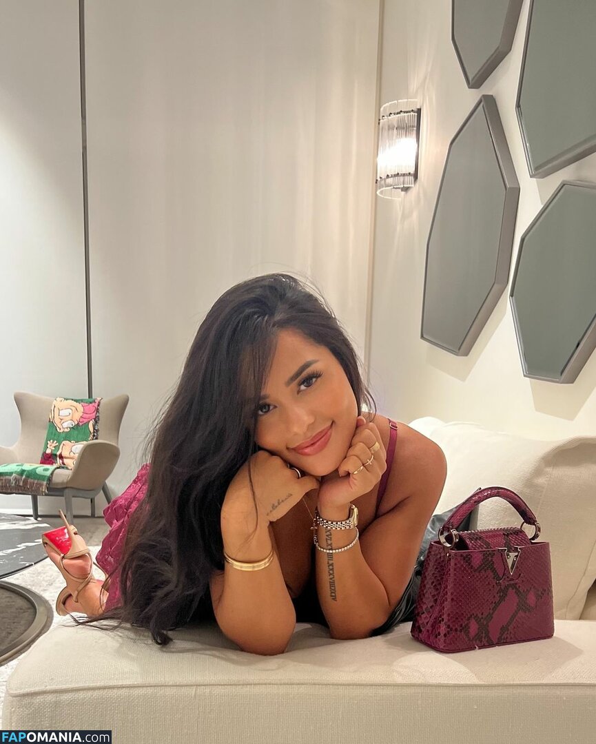 Katya Elise Henry / katyaelisehenry / katyaelisehenrysworld Nudo OnlyFans  Foto trapelata #988
