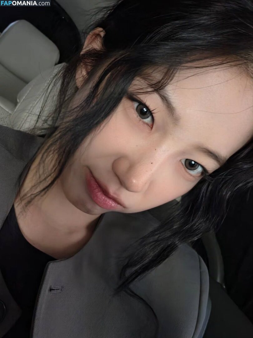 Kazuha Nakamura 中村 一葉 / LESSERAFIM / zuhazana Nudo OnlyFans  Foto trapelata #9