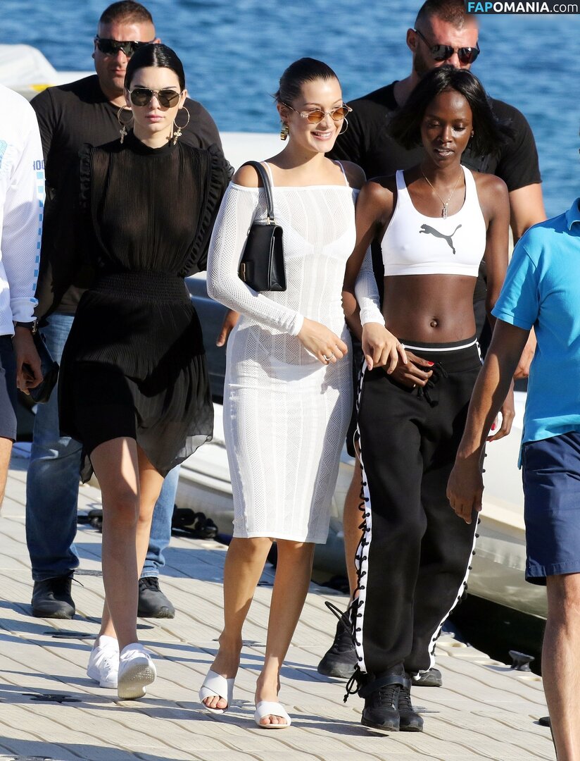 Kendall Jenner / https: / kendalljenner Nudo OnlyFans  Foto trapelata #73