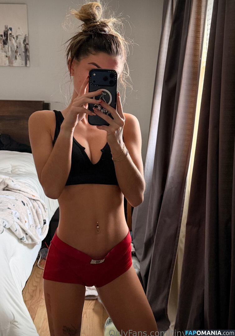 j.aida / kennaabennett / neve.lewiss / paige.donoway Nudo OnlyFans  Foto trapelata #3