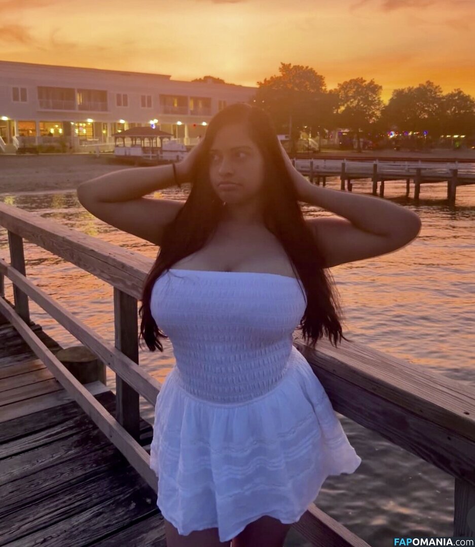 Kerenmorales677 / keren_.moralesss Nudo OnlyFans  Foto trapelata #2