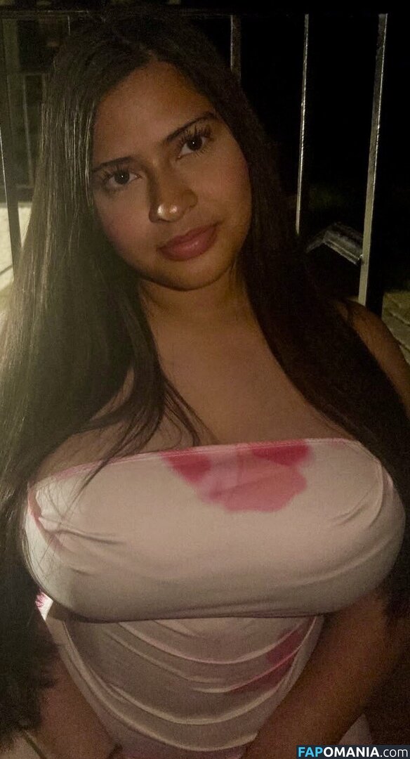Kerenmorales677 / keren_.moralesss Nudo OnlyFans  Foto trapelata #4