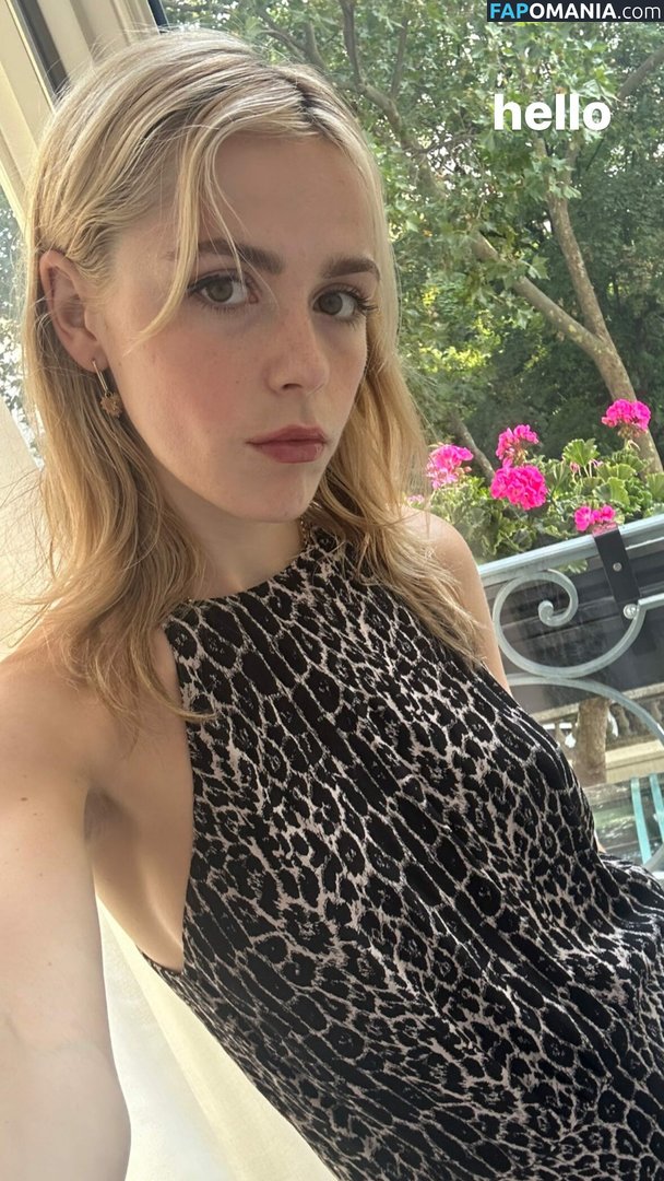 AdventuresSabrina / Kiernan Shipka / kiernanshipka Nudo OnlyFans  Foto trapelata #113