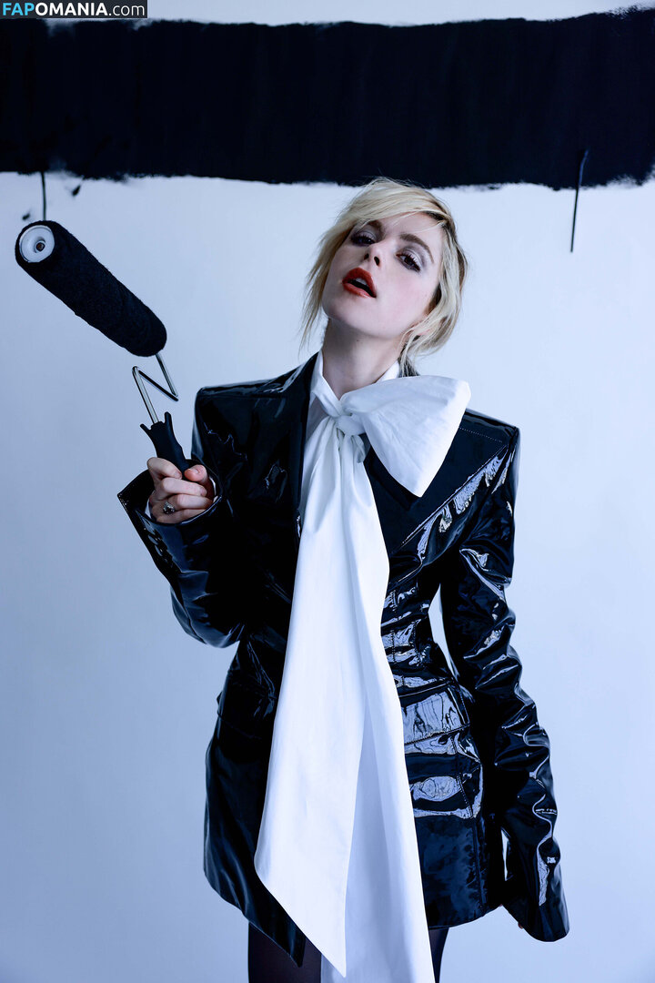 AdventuresSabrina / Kiernan Shipka / kiernanshipka Nudo OnlyFans  Foto trapelata #1536