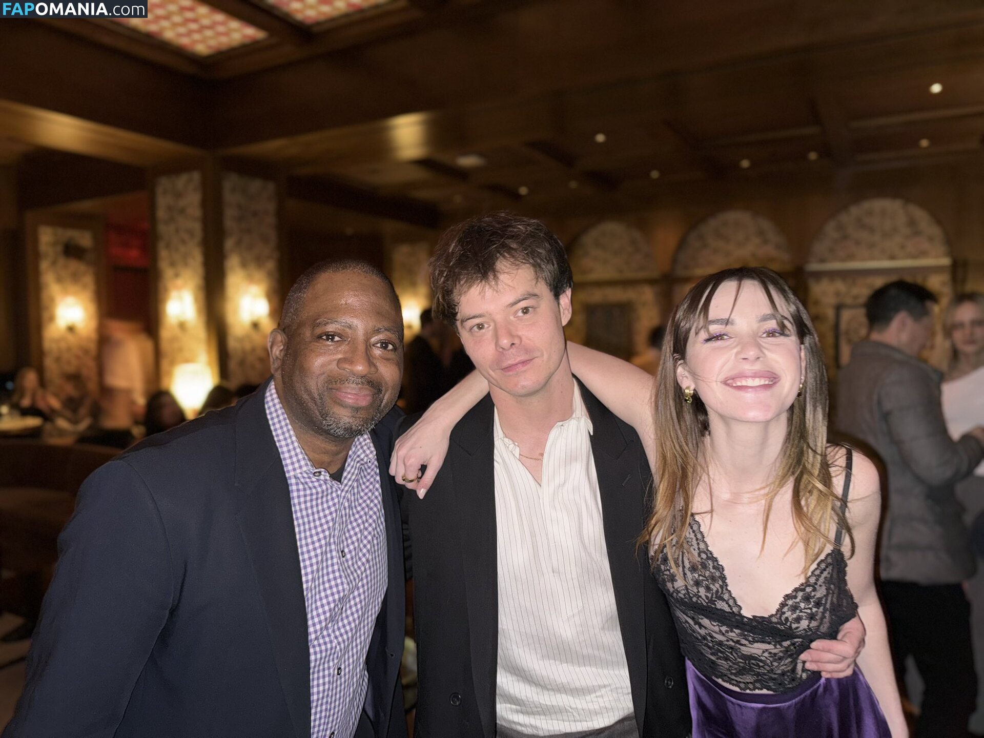 AdventuresSabrina / Kiernan Shipka / kiernanshipka Nudo OnlyFans  Foto trapelata #1555