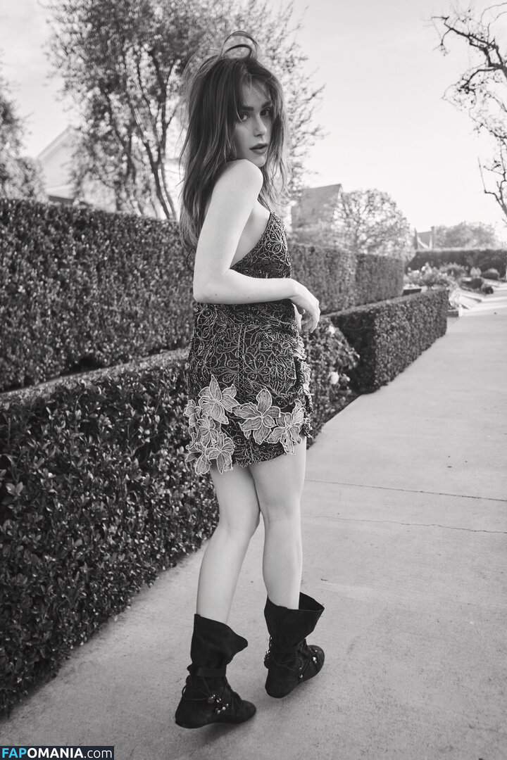 AdventuresSabrina / Kiernan Shipka / kiernanshipka Nudo OnlyFans  Foto trapelata #1560