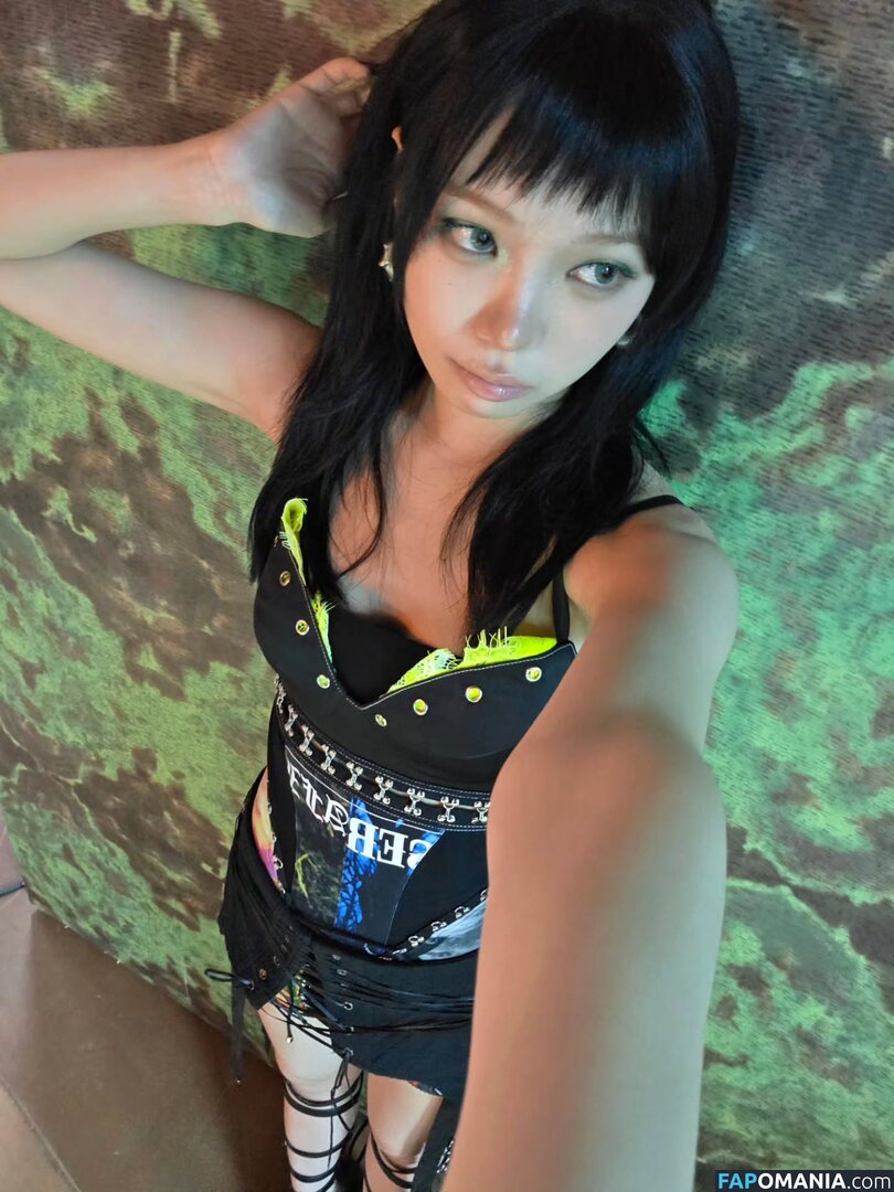 Kim Chaewon / _chaechae_1 / 김채원 Le Sserafim Nudo OnlyFans  Foto trapelata #58