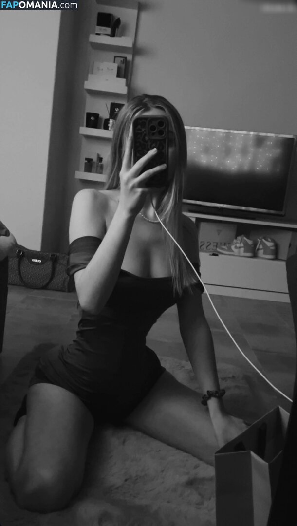 Kim Jule / kim___jule / kim__jule / kimjule / kims__secret Nudo OnlyFans  Foto trapelata #37
