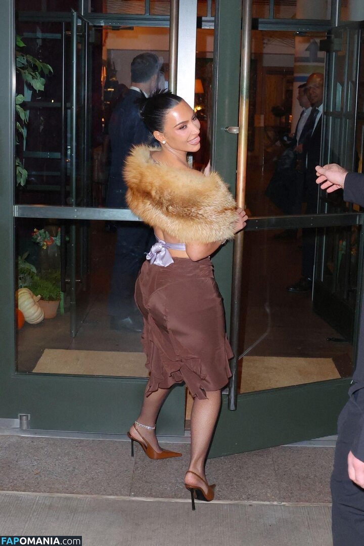 Kim Kardashian / kimkadarshian / kimkardashian Nudo OnlyFans  Foto trapelata #36
