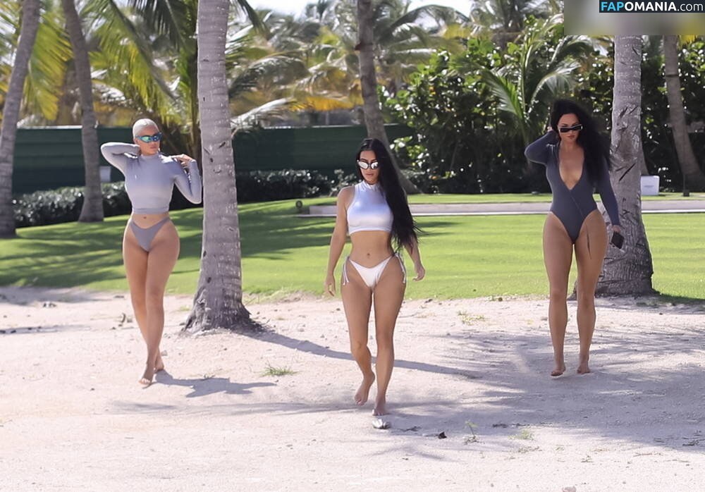 Kim Kardashian / kimkadarshian / kimkardashian Nudo OnlyFans  Foto trapelata #90