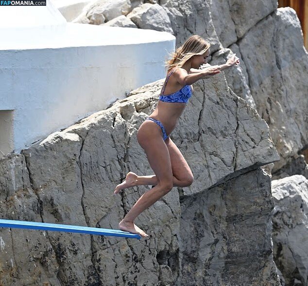 Kimberley Garner / https: / kimberleygarner / kimberleylondon / officialkimberleygarner Nudo OnlyFans  Foto trapelata #971