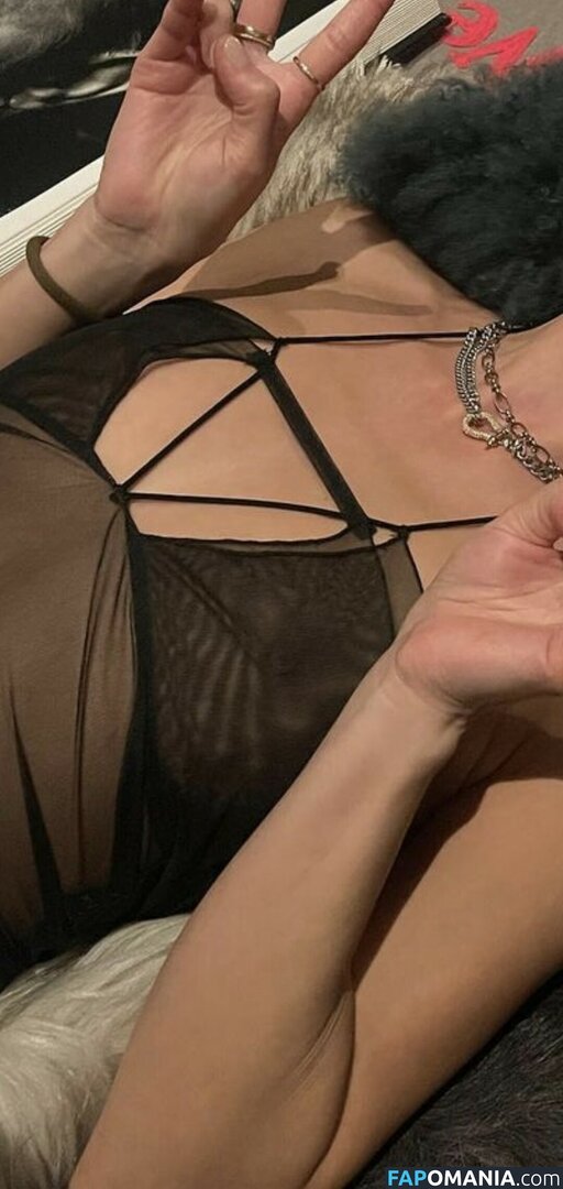 Kimiko Glenn / https: / kimikoglenn Nudo OnlyFans  Foto trapelata #54