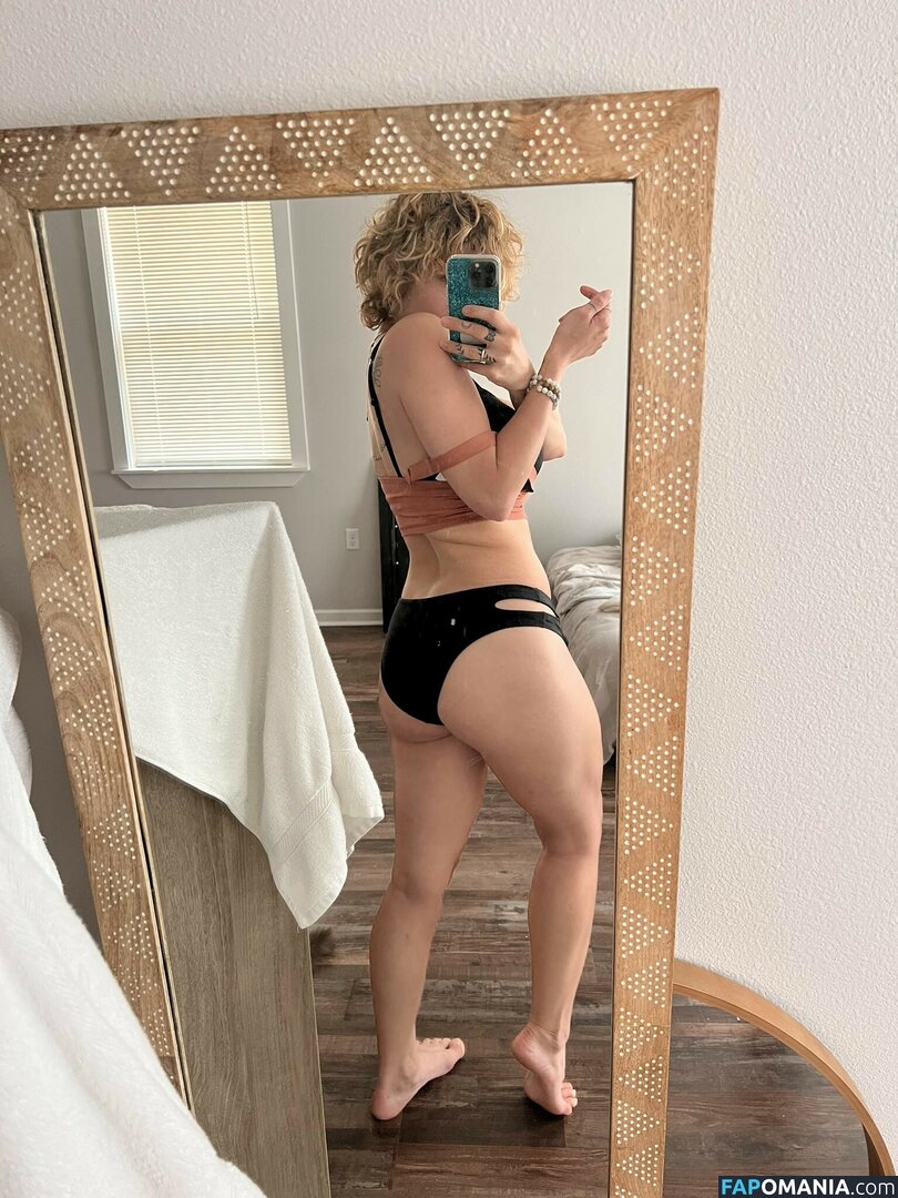 AuroraXoxo / KingAuraTV / xoxo.auroraxoxo Nudo OnlyFans  Foto trapelata #37