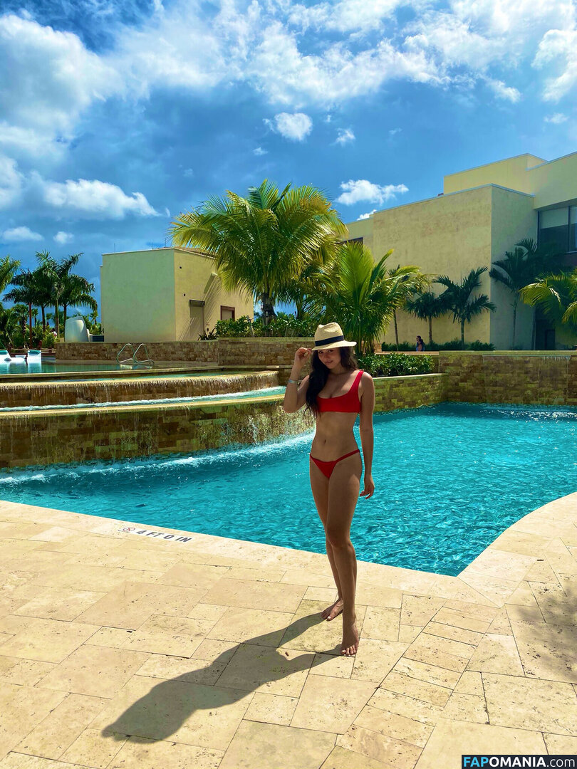 Kira Kosarin / kirakosarin Nudo OnlyFans  Foto trapelata #91