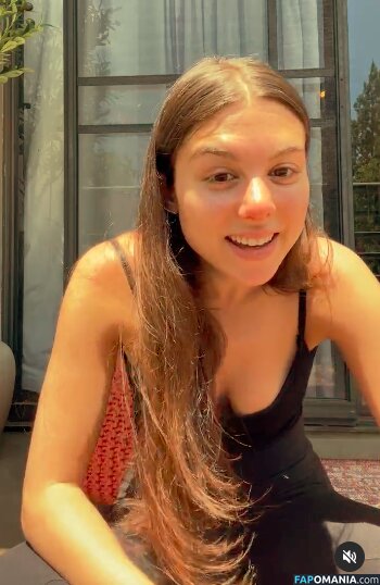 Kira Kosarin / kirakosarin Nudo OnlyFans  Foto trapelata #135