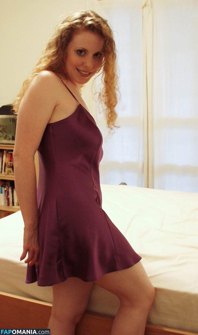 Kira The Little Redhead Nudo OnlyFans  Foto trapelata #243