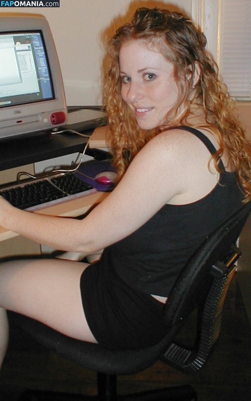 Kira The Little Redhead Nudo OnlyFans  Foto trapelata #249