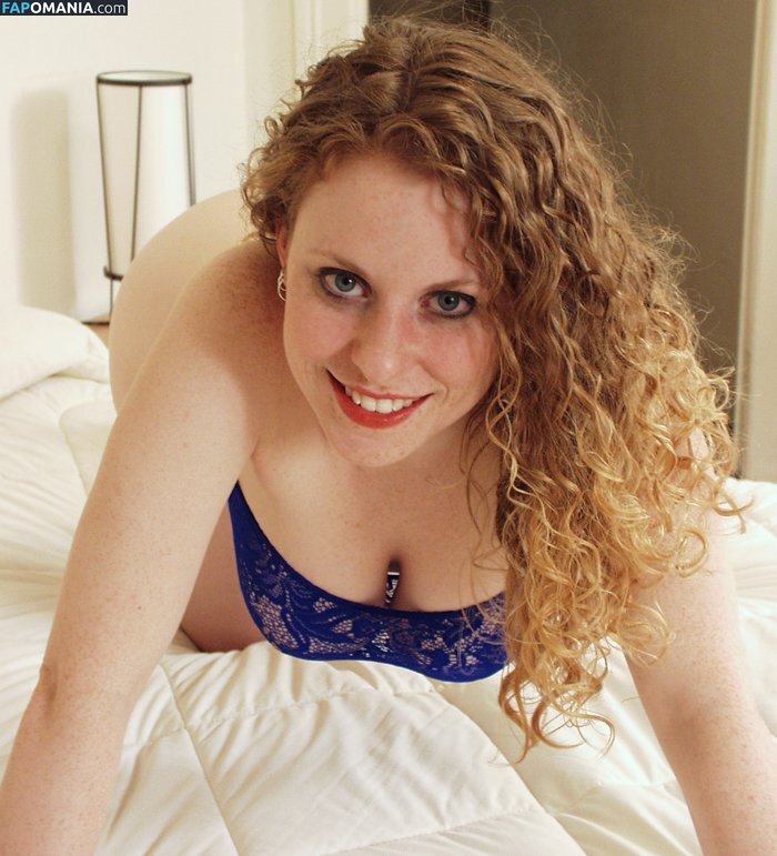 Kira The Little Redhead Nudo OnlyFans  Foto trapelata #307