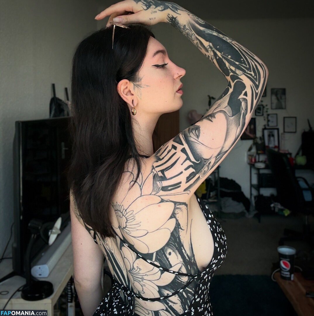 Kiras_note / Namiiii_Swaaaan / kirajulie Nudo OnlyFans  Foto trapelata #2