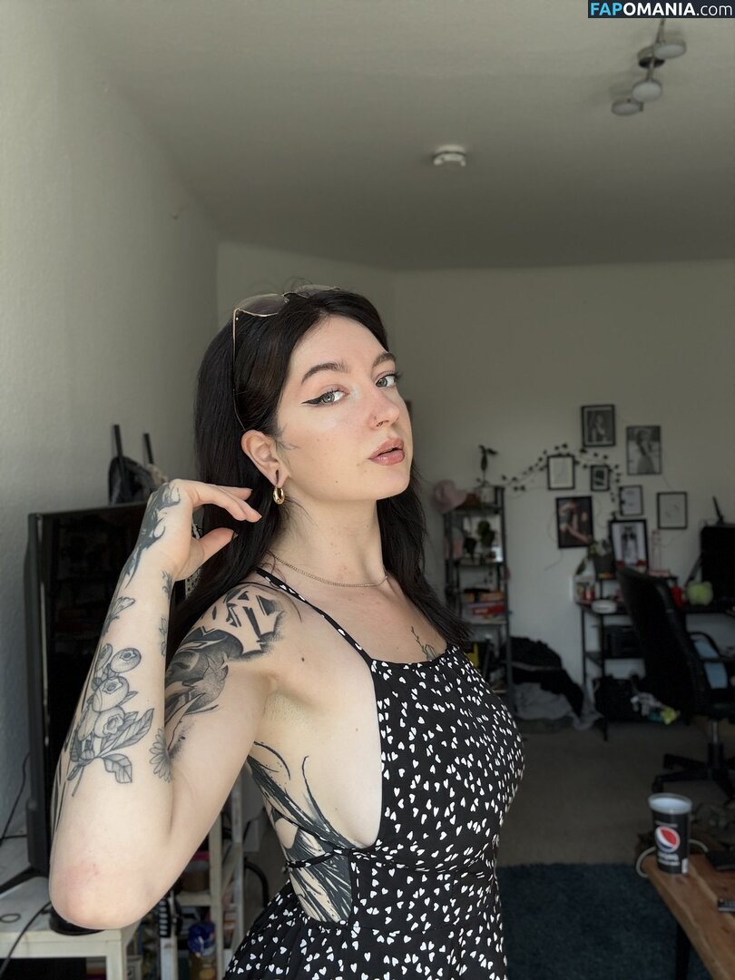 Kiras_note / Namiiii_Swaaaan / kirajulie Nudo OnlyFans  Foto trapelata #3