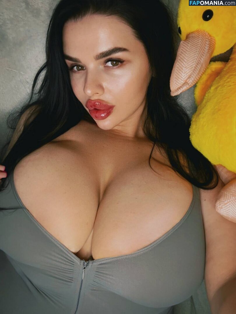 https: / kristina_doru Nudo OnlyFans  Foto trapelata #11
