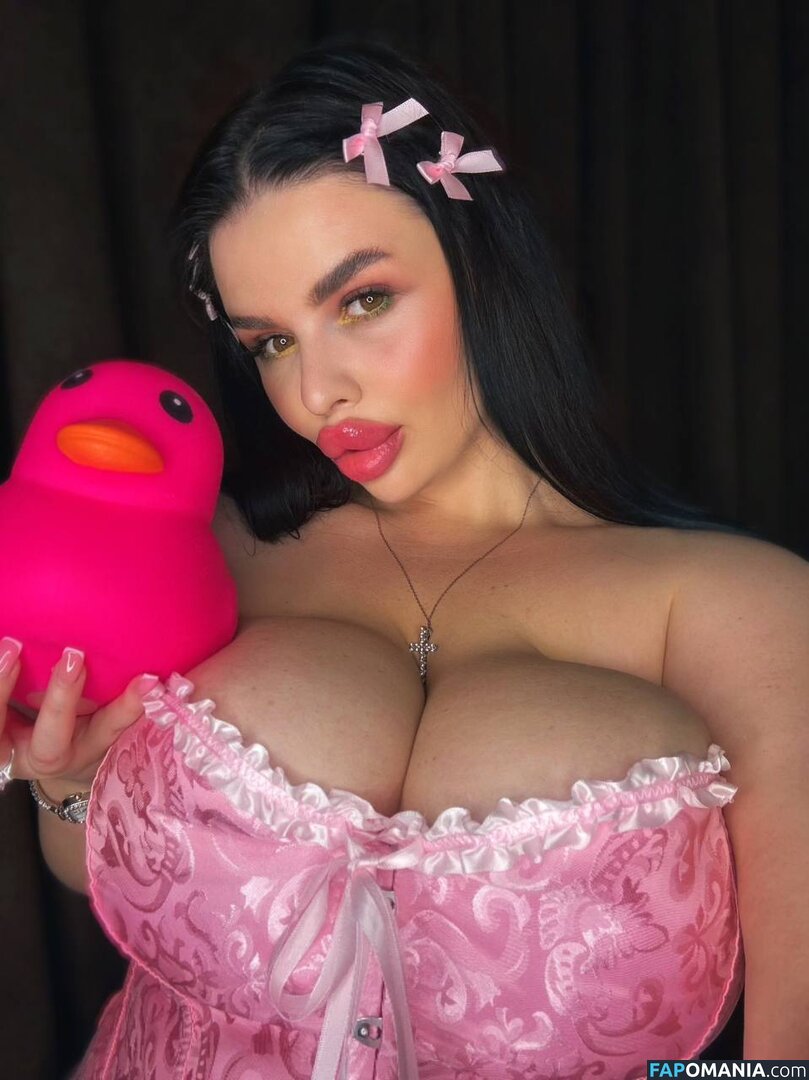 https: / kristina_doru Nudo OnlyFans  Foto trapelata #16