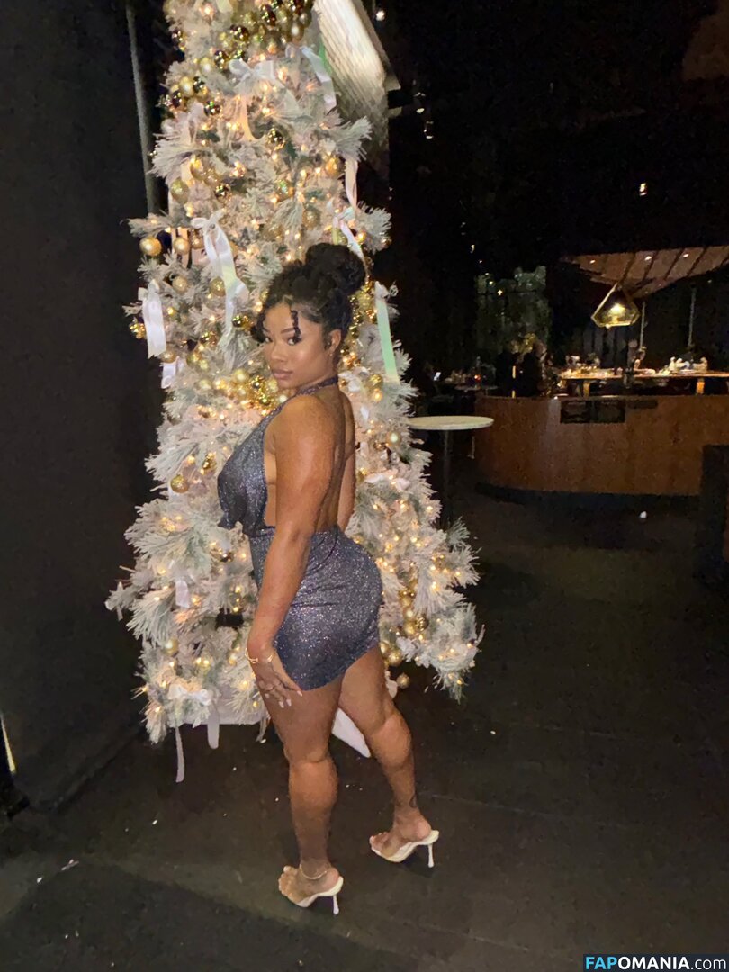 Kyylareneee / kurlykyy / kurrlyyy / kyylarenee Nudo OnlyFans  Foto trapelata #16