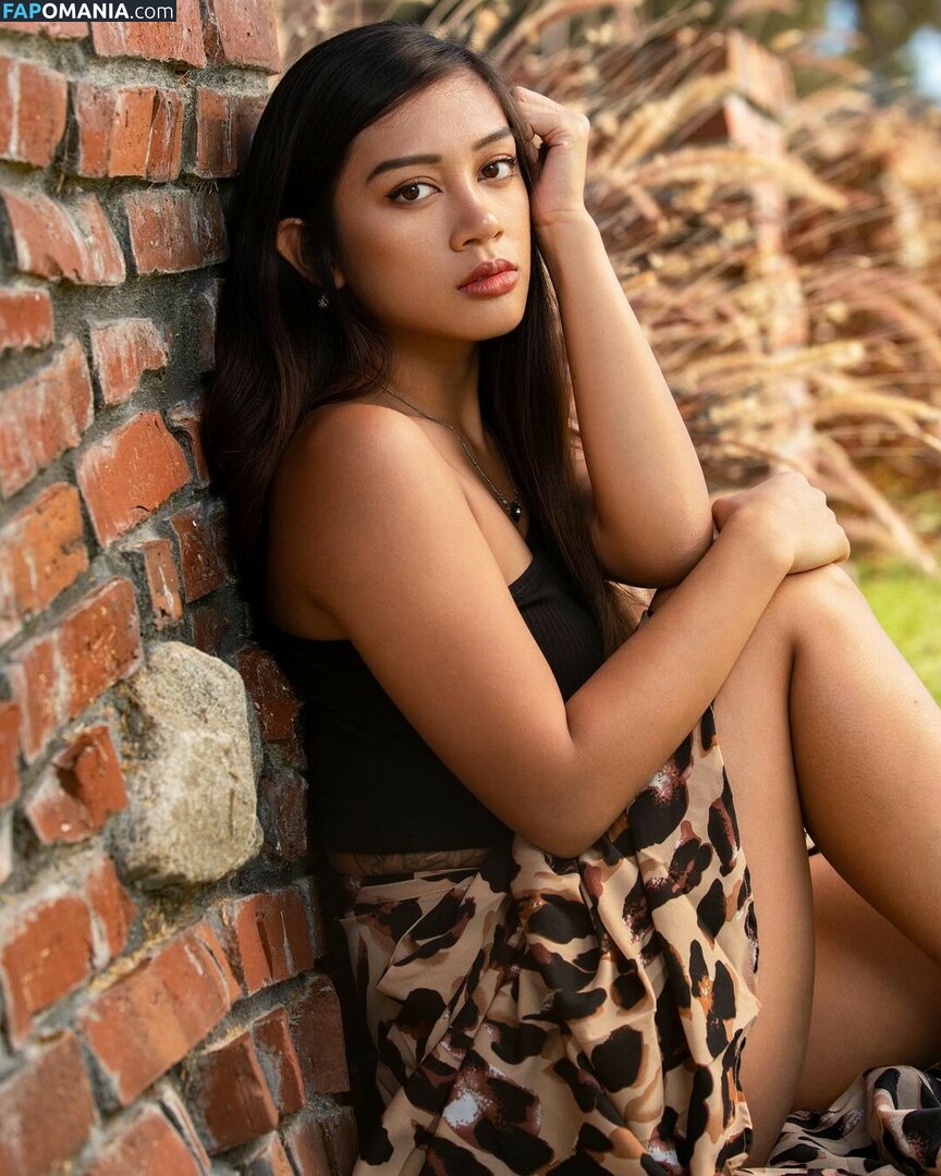 kiana / kyootboss / kyootbot Nudo OnlyFans  Foto trapelata #181