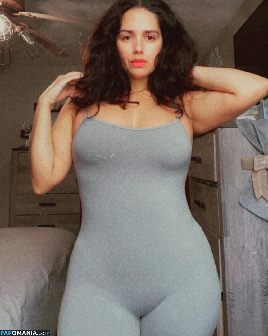 La_sirena90 / cristelia_lee Nudo OnlyFans  Foto trapelata #1