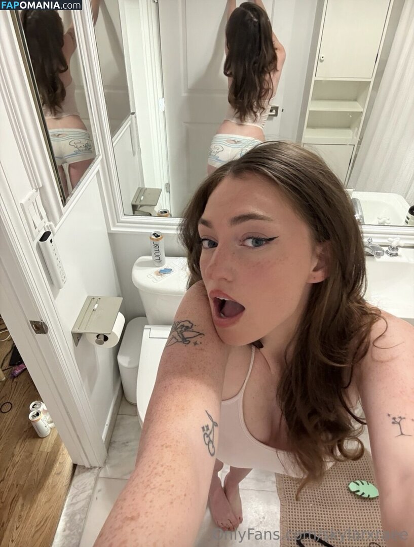Lacy Lotus / Skylarxrae / lacy.lotus / lacyl0tus / skylarxraee Nudo OnlyFans  Foto trapelata #14