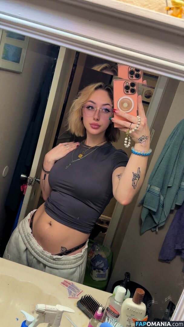 Ladyyorozu / https: Nudo OnlyFans  Foto trapelata #3