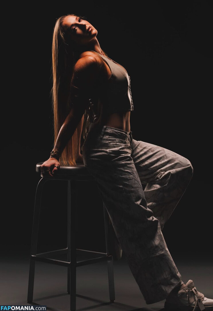 Lainey Reid / https: / lainey_wwe Nudo OnlyFans  Foto trapelata #2