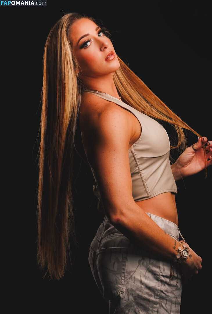 Lainey Reid / https: / lainey_wwe Nudo OnlyFans  Foto trapelata #3