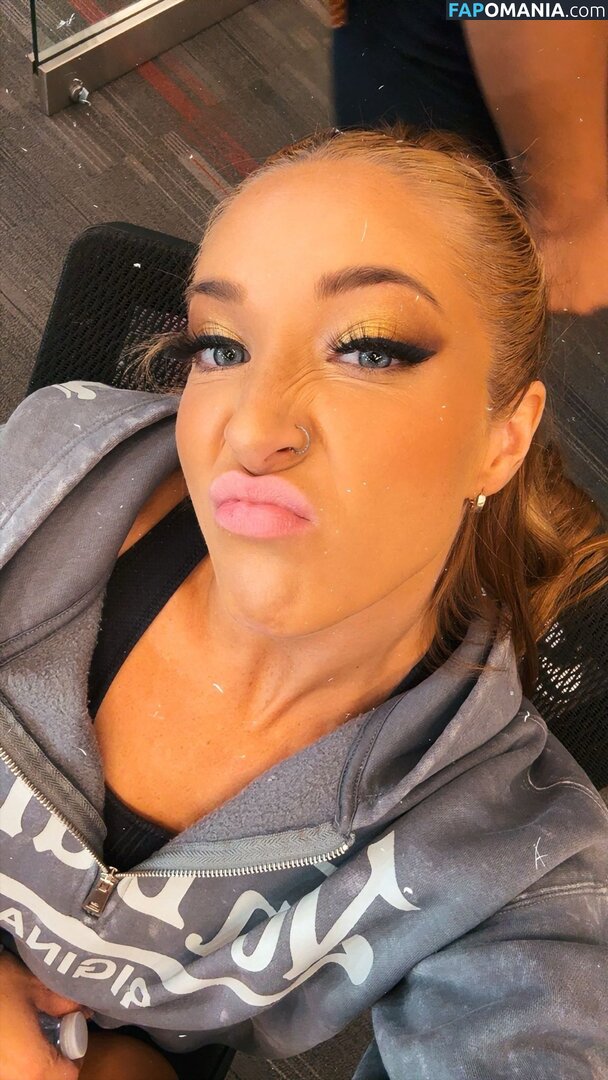 Lainey Reid / https: / lainey_wwe Nudo OnlyFans  Foto trapelata #7