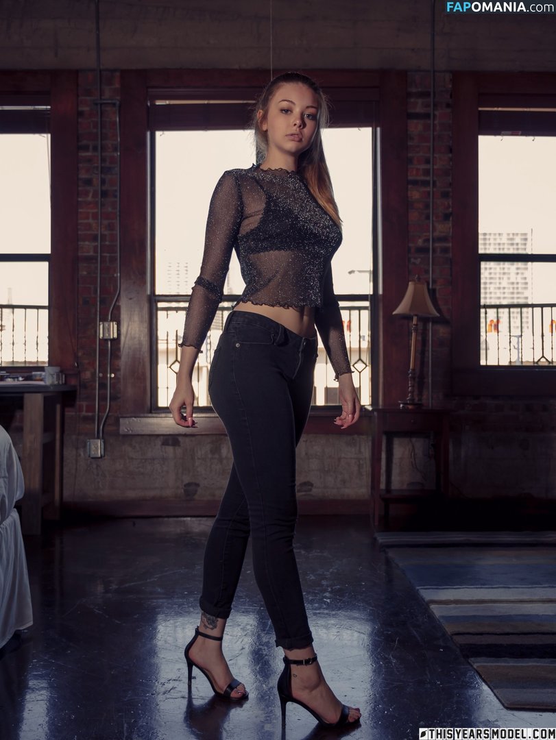 Lana Lea / thelanalea Nudo OnlyFans  Foto trapelata #3