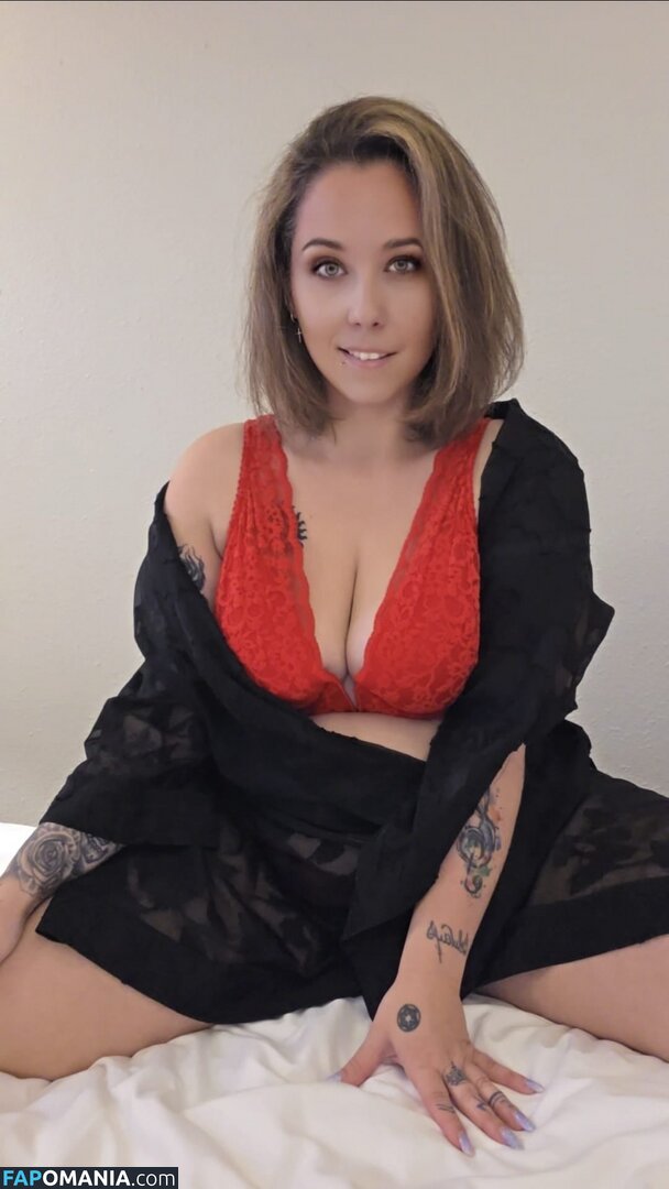 lariarussell / ryanfirst1 Nudo OnlyFans  Foto trapelata #1