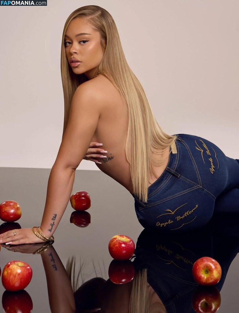 Latto / https: / latto777 Nudo OnlyFans  Foto trapelata #372