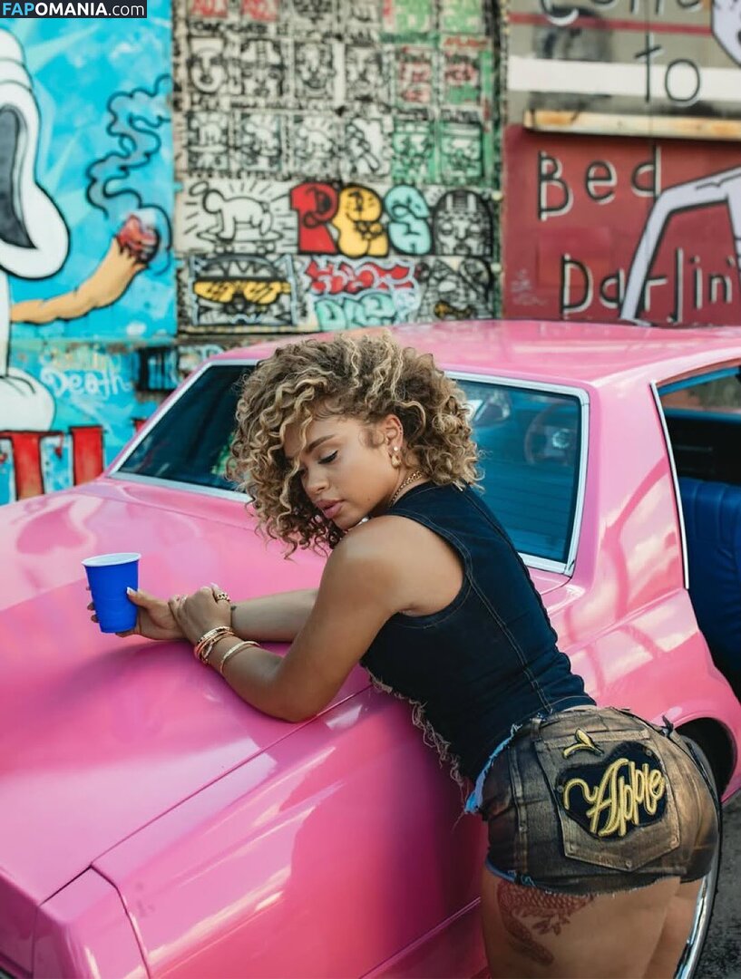 Latto / https: / latto777 Nudo OnlyFans  Foto trapelata #378